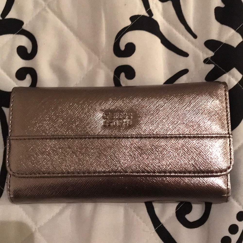 Guess  Wallet